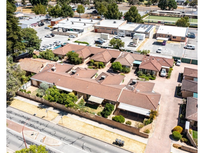 13/5 Astley Street, Gosnells WA 6110