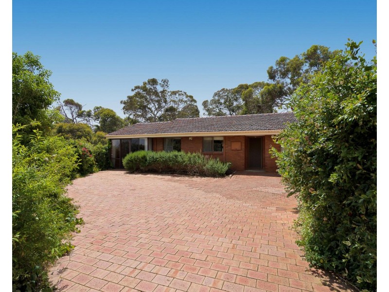 2 Bedfordale Hill Road, Mount Richon WA 6112