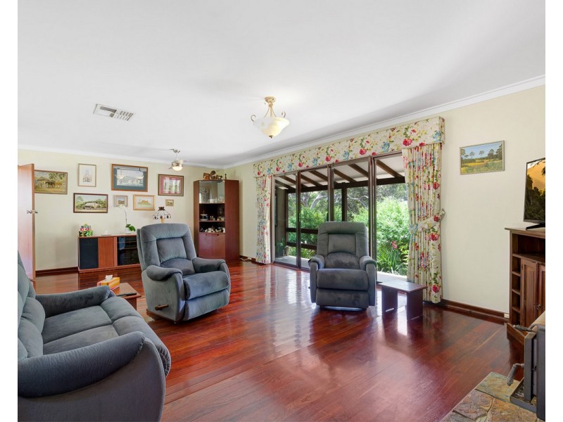 2 Bedfordale Hill Road, Mount Richon WA 6112