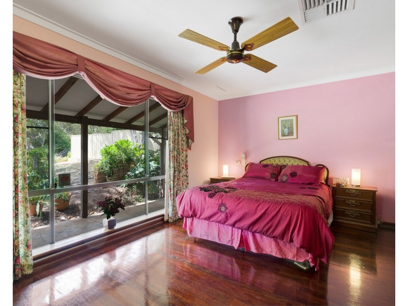 2 Bedfordale Hill Road, Mount Richon WA 6112