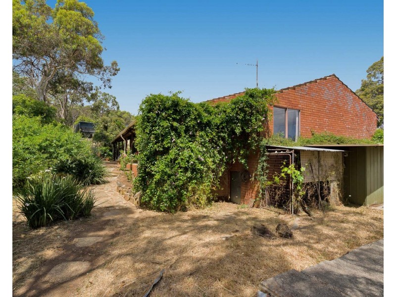 2 Bedfordale Hill Road, Mount Richon WA 6112