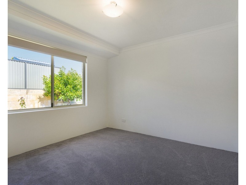 24 Benalla Crescent, Byford WA 6122