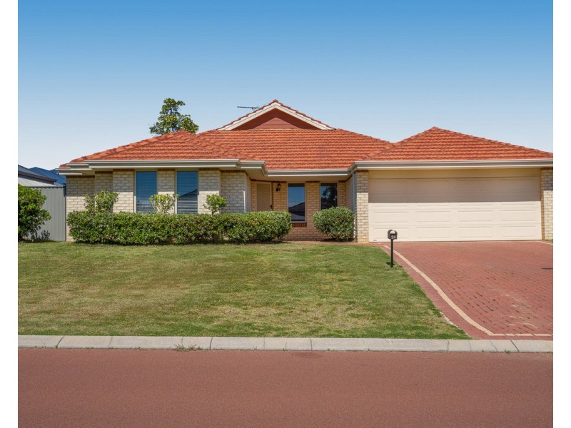 24 Benalla Crescent, Byford WA 6122