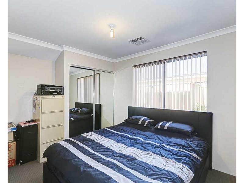 13 Lee-Steere Crescent, Piara Waters WA 6112