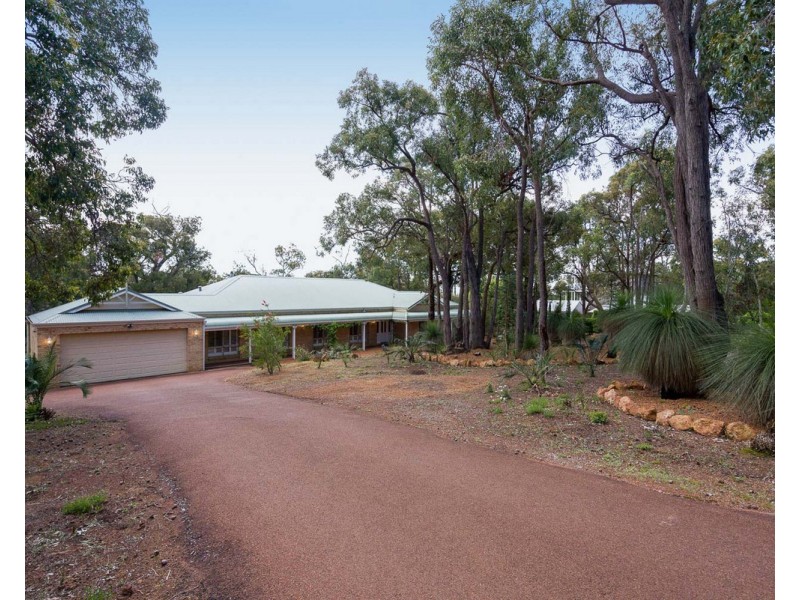 23 Frances Gregory Drive, Bedfordale WA 6112
