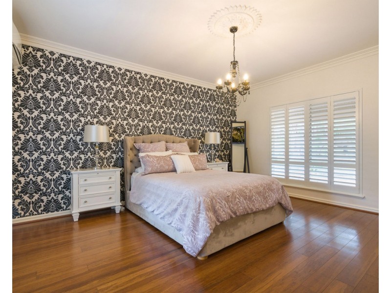 23 Frances Gregory Drive, Bedfordale WA 6112