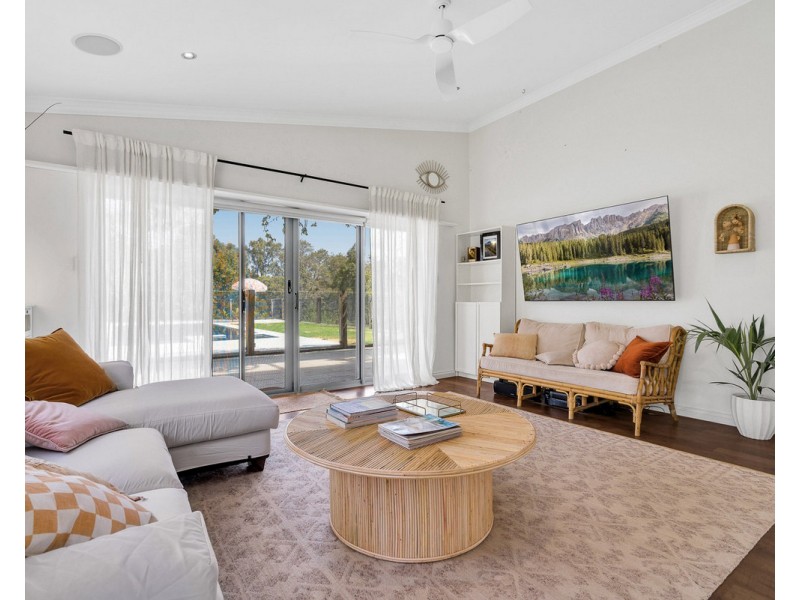 80 Equestrian Avenue, Bedfordale WA 6112