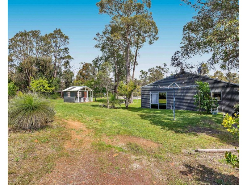 80 Equestrian Avenue, Bedfordale WA 6112