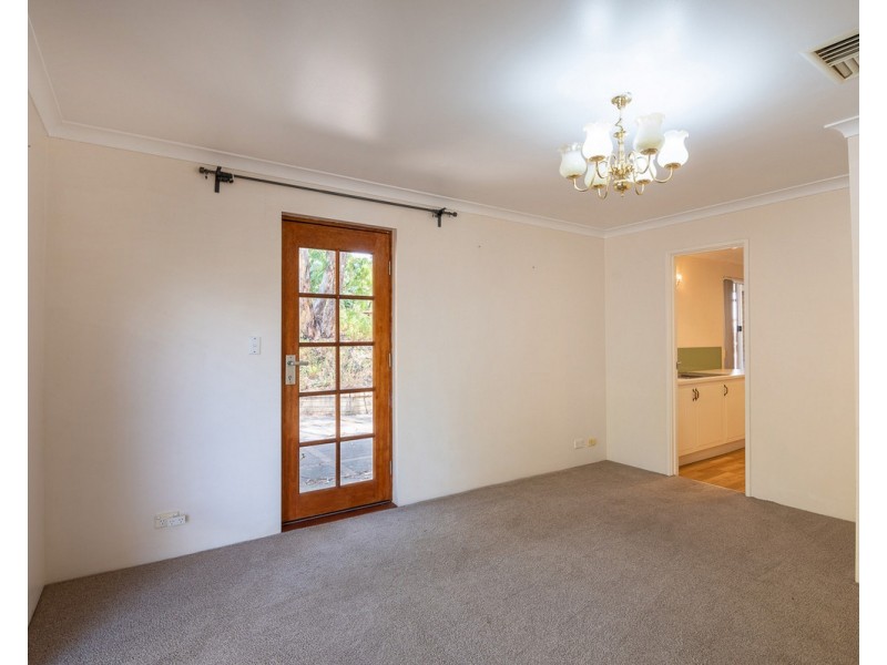 22 Rise Court, Mount Richon WA 6112