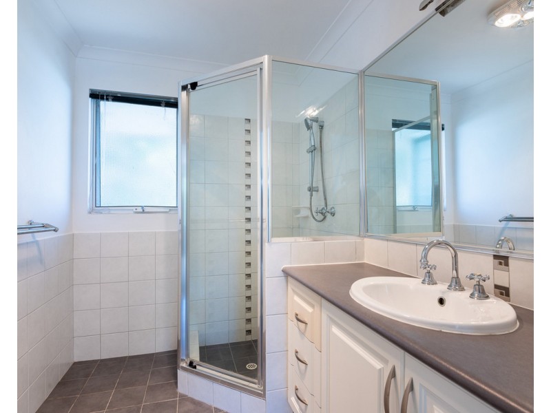 22 Rise Court, Mount Richon WA 6112