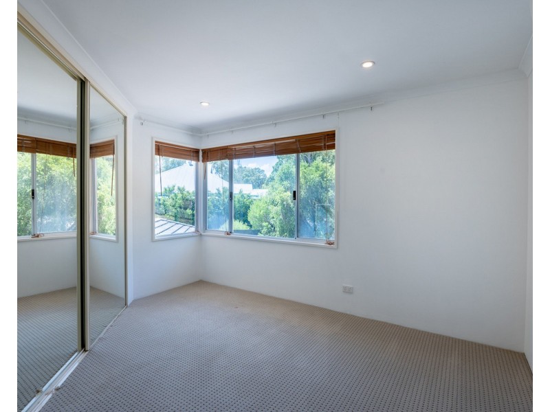 22 Rise Court, Mount Richon WA 6112