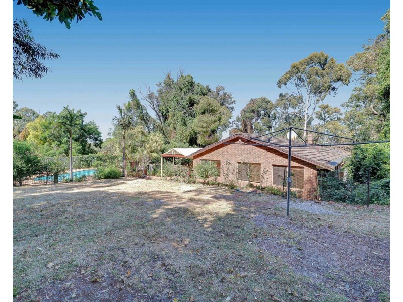 7 Hassett Road, Roleystone WA 6111