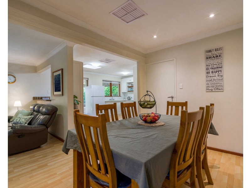 59 Valley View Road, Roleystone WA 6111