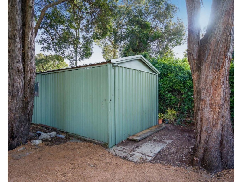 59 Valley View Road, Roleystone WA 6111