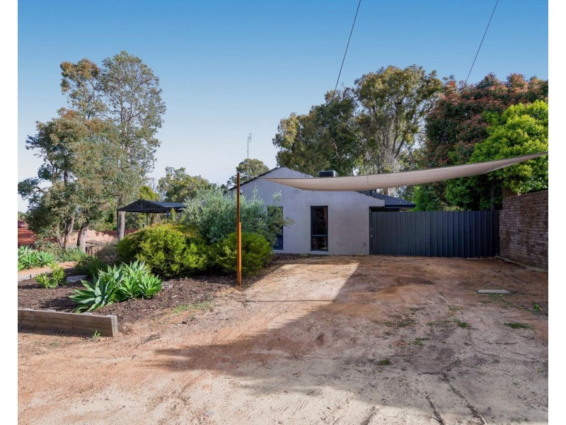 59 Valley View Road, Roleystone WA 6111