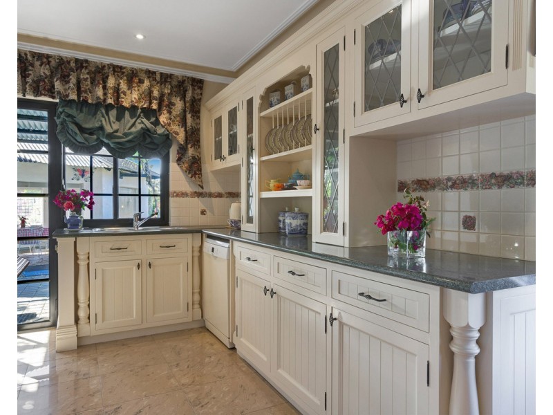 149 Carradine Road, Bedfordale WA 6112