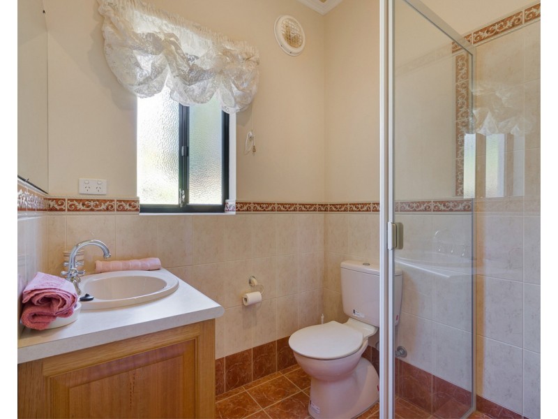 149 Carradine Road, Bedfordale WA 6112