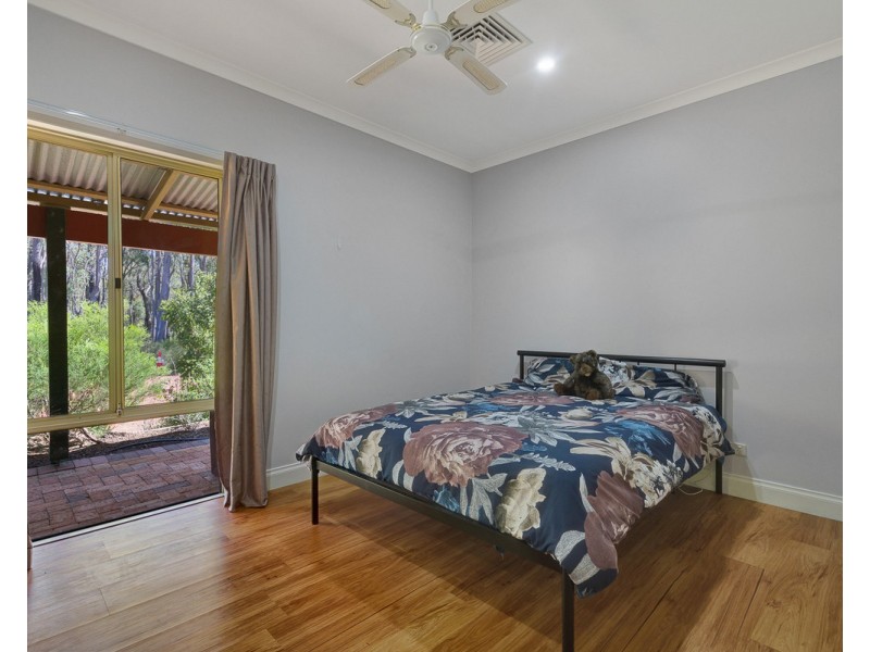 53 Versteeg Grove, Martin WA 6110