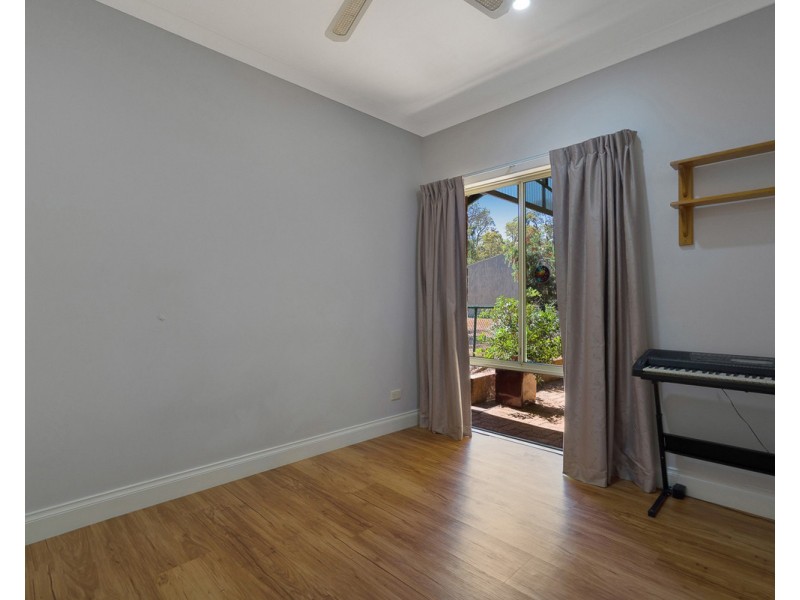 53 Versteeg Grove, Martin WA 6110