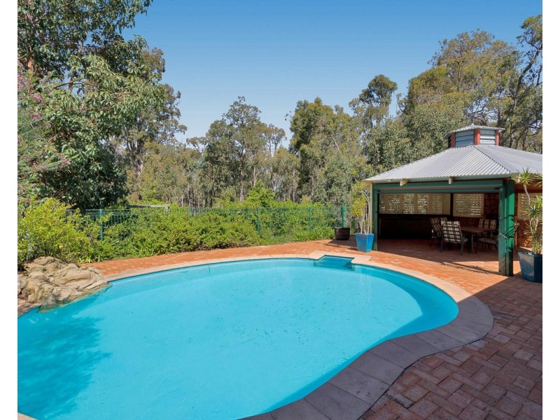 53 Versteeg Grove, Martin WA 6110