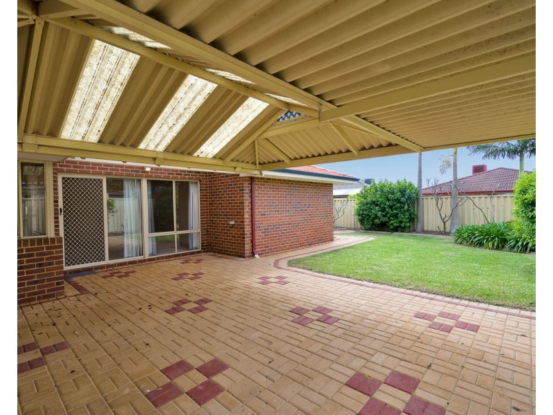 14 Rosebud Close, Huntingdale WA 6110