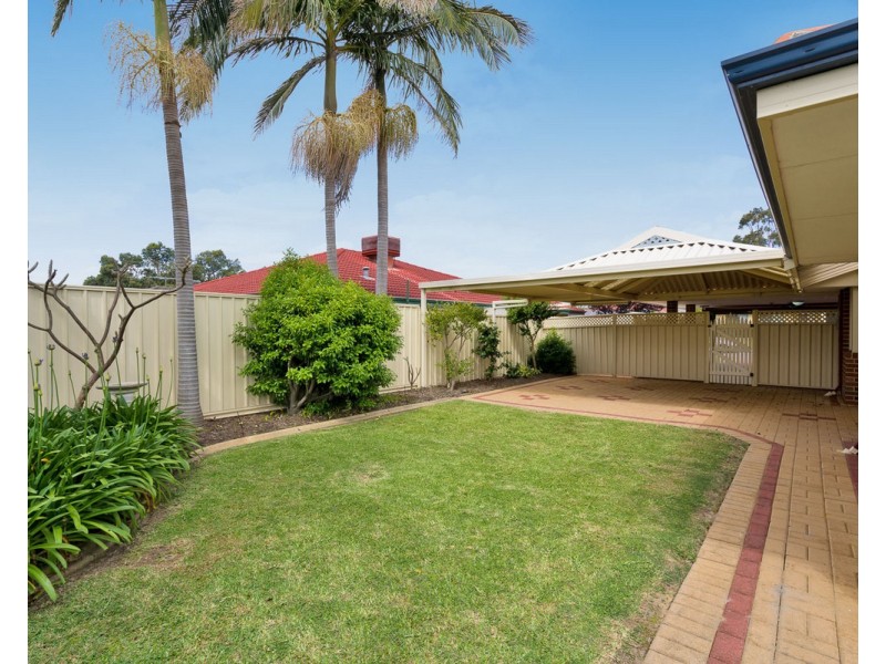 14 Rosebud Close, Huntingdale WA 6110