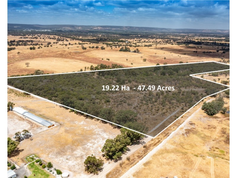 902 Abernethy Road, Oakford WA 6121