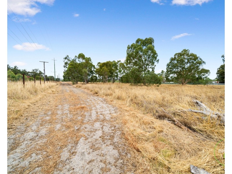 15 Brentwood Road, Kenwick WA 6107