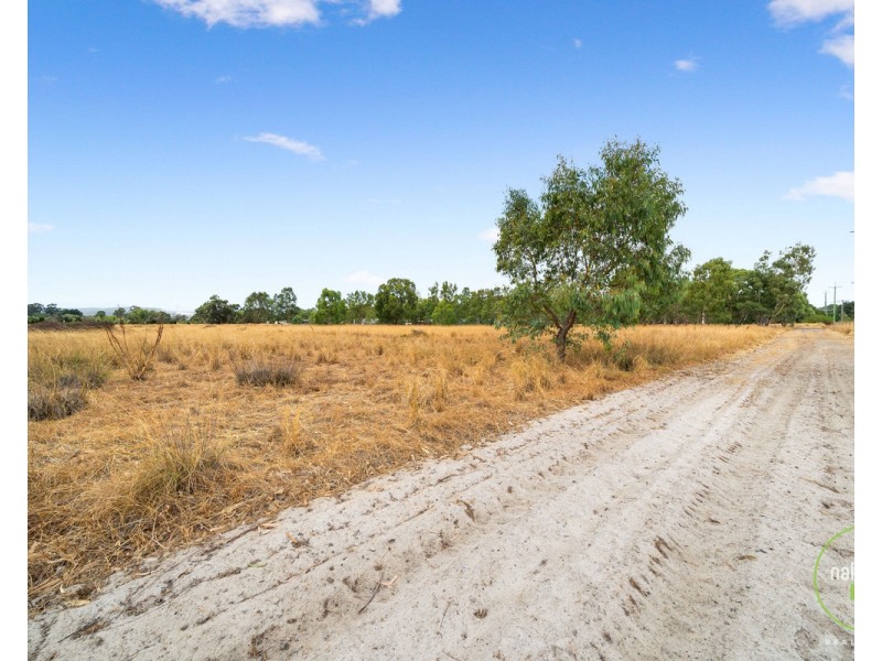 15 Brentwood Road, Kenwick WA 6107