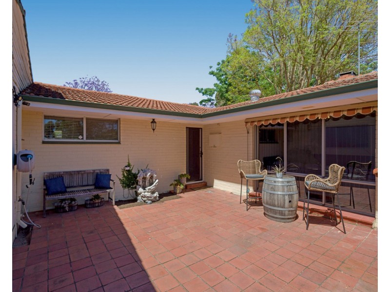 27 Martin Street, Kelmscott WA 6111
