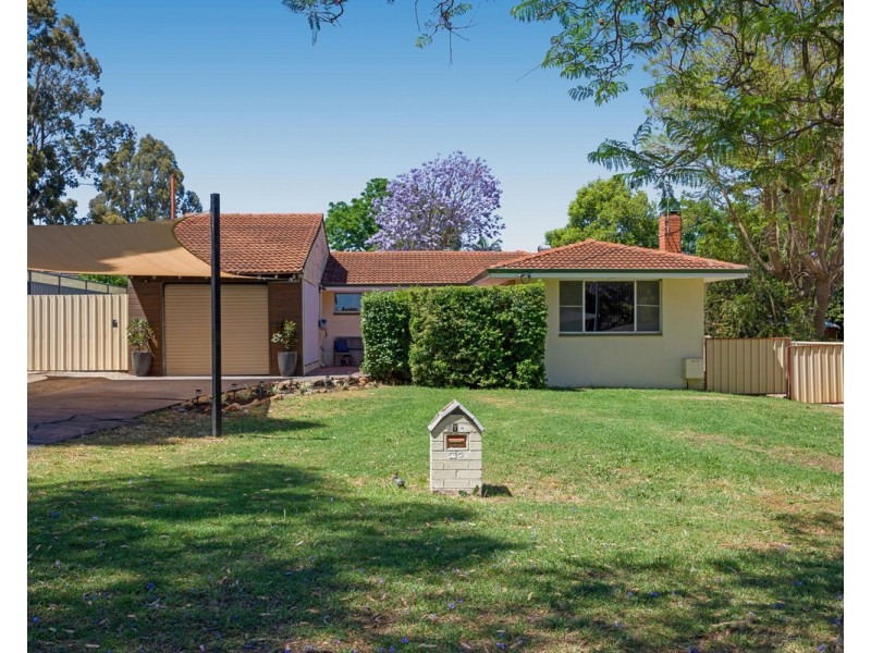 27 Martin Street, Kelmscott WA 6111