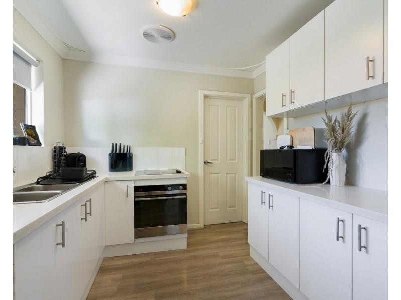 27 Martin Street, Kelmscott WA 6111