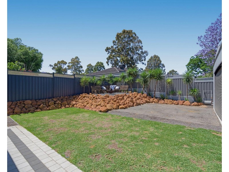 27 Martin Street, Kelmscott WA 6111