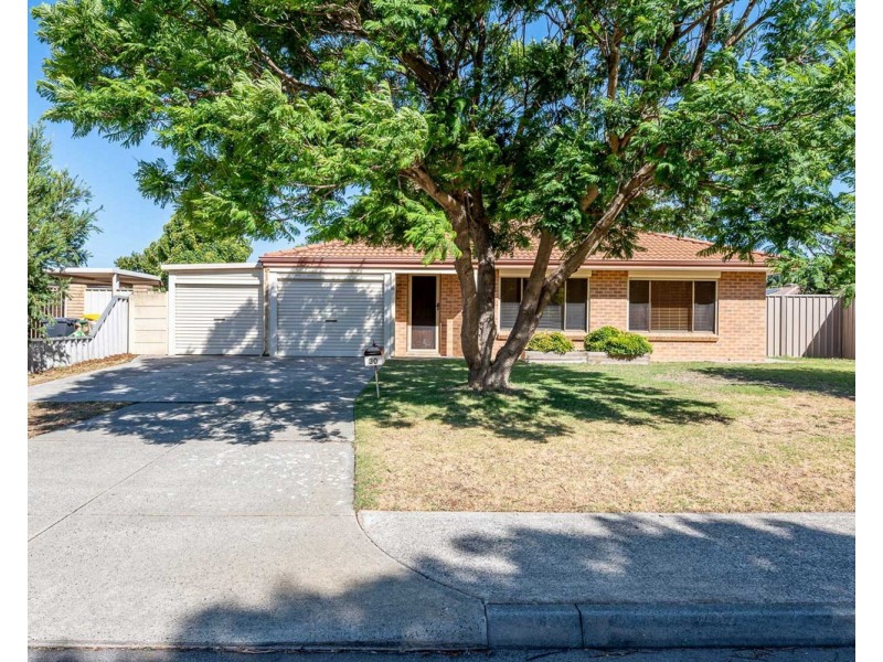 30 Chisholm Circle, Seville Grove WA 6112