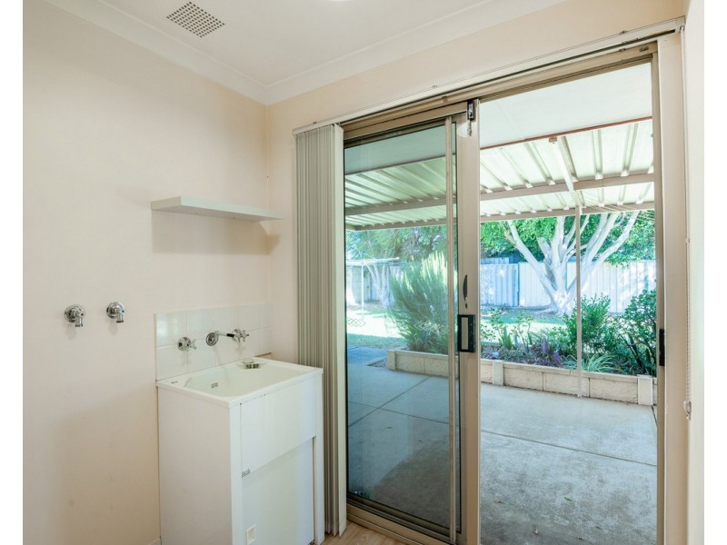 30 Chisholm Circle, Seville Grove WA 6112