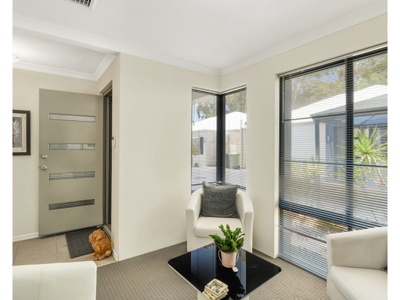 103C Amherst Road, Canning Vale WA 6155