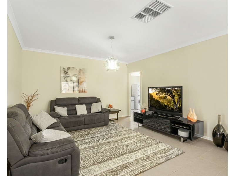 103C Amherst Road, Canning Vale WA 6155