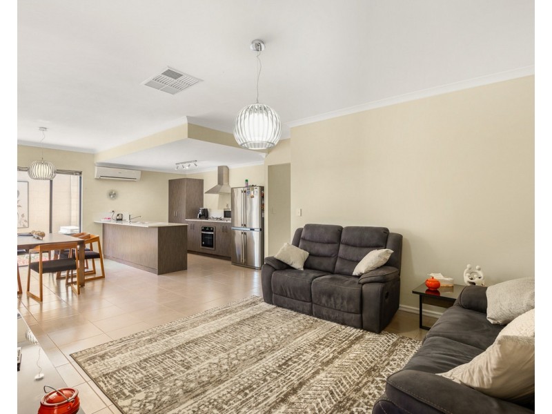 103C Amherst Road, Canning Vale WA 6155