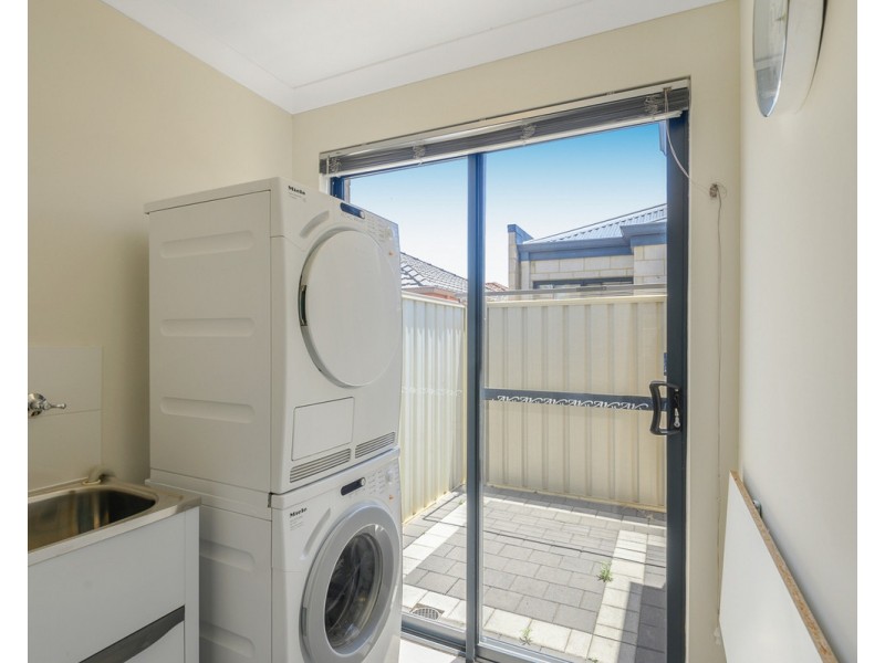 103C Amherst Road, Canning Vale WA 6155