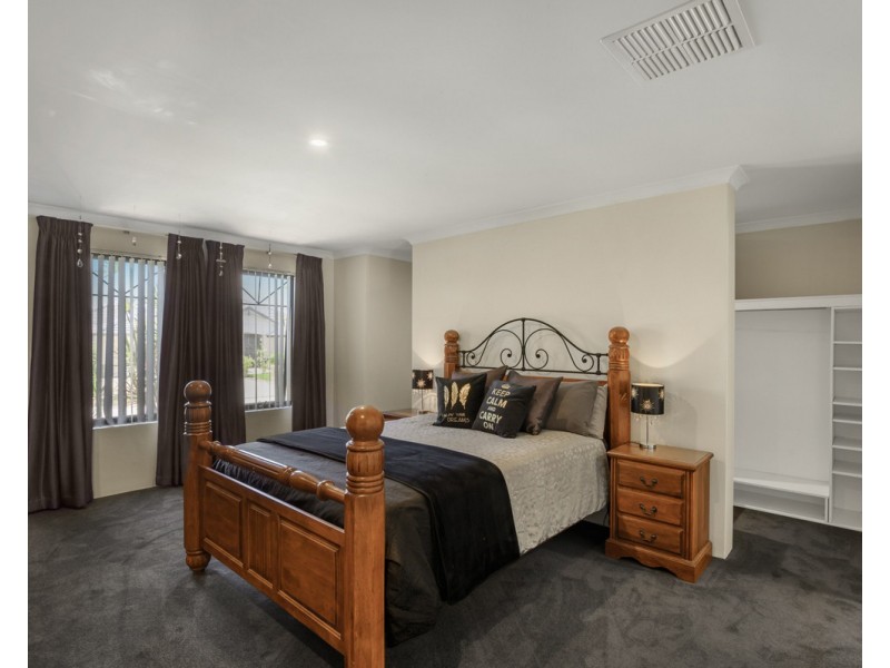 7 Satine Turn, Aveley WA 6069