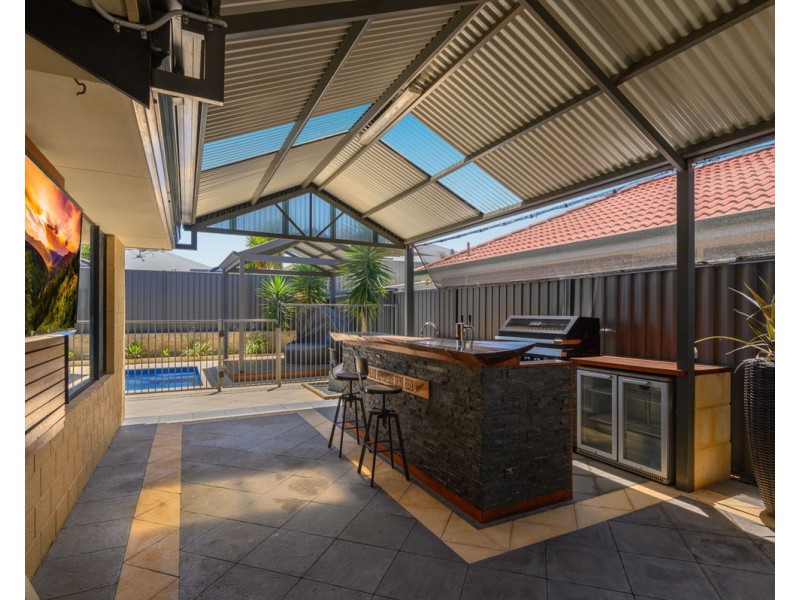 7 Satine Turn, Aveley WA 6069