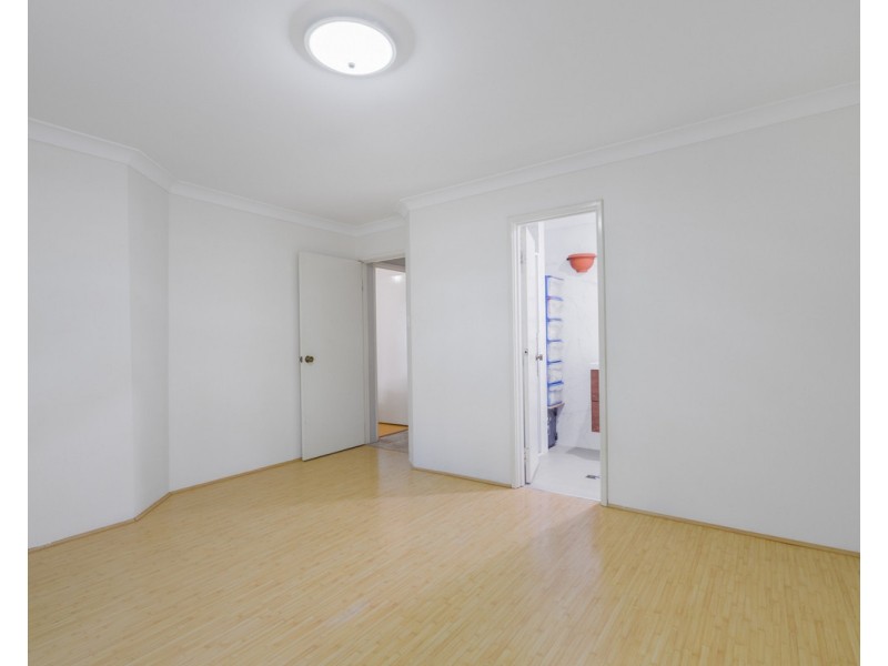 8 Wygonda Road, Roleystone WA 6111