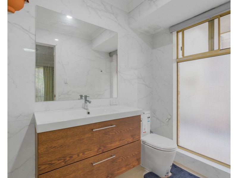 8 Wygonda Road, Roleystone WA 6111