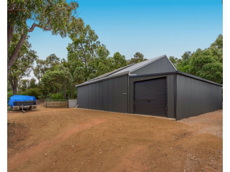 18 Paull View, Bedfordale WA 6112