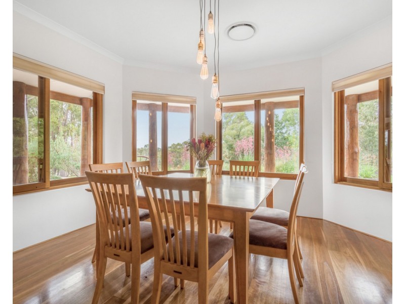 18 Paull View, Bedfordale WA 6112