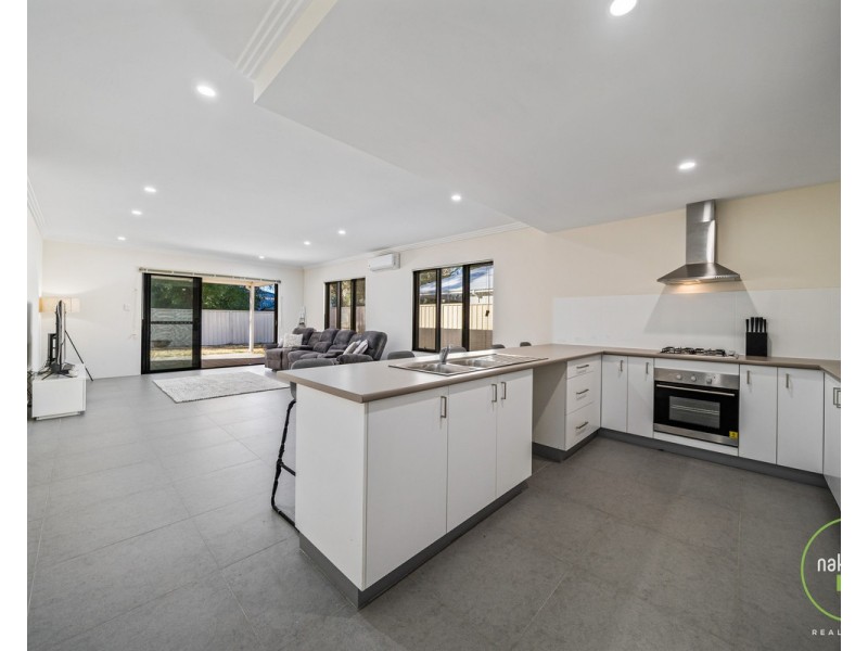 4/102 Astley Street, Gosnells WA 6110