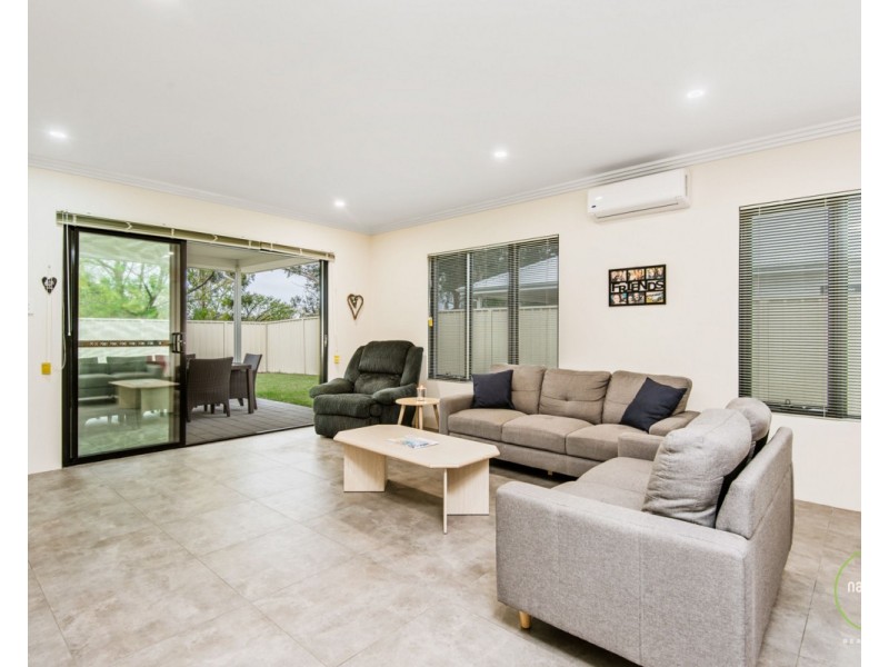 2/102 Astley Street, Gosnells WA 6110