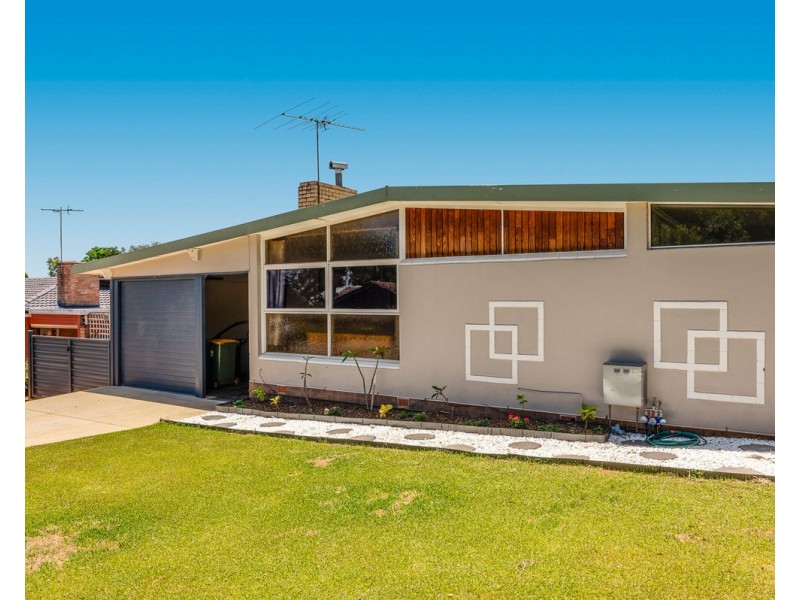 40 Martin Street, Kelmscott WA 6111