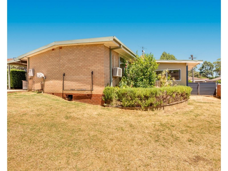 40 Martin Street, Kelmscott WA 6111