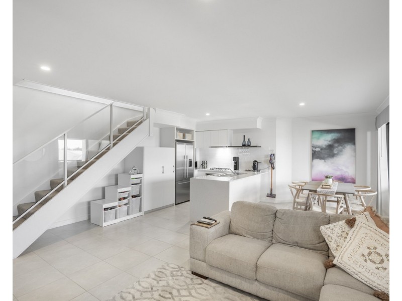 41/1 Glenariff Boulevard, Canning Vale WA 6155